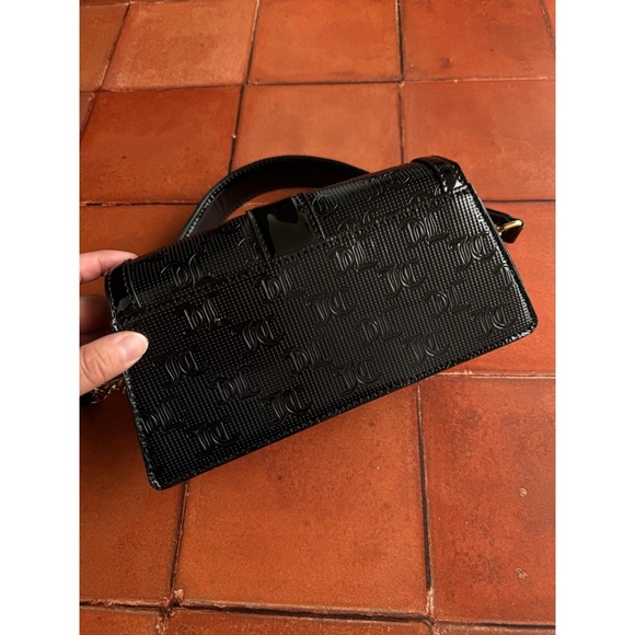 Juicy Couture Black Blush Metallic Faux Leather Simply Perfect Shoulder Bag NWOT - Picture 3 of 5